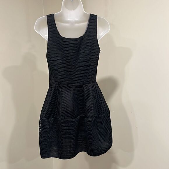 NWOT Xtaren Black Mesh Dress. Size M Medium 8/10 - Picture 8 of 11